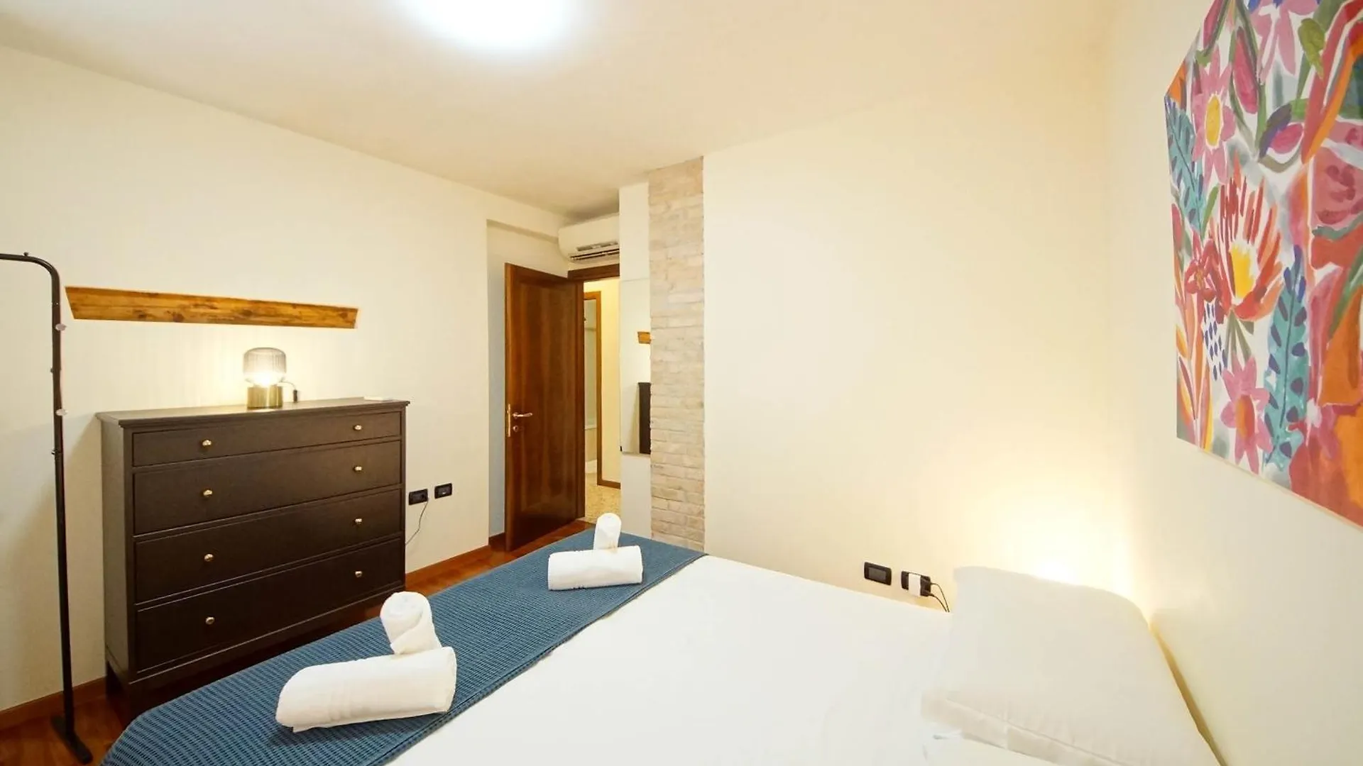 Dolcevita Apartments N 519 Biennale Venice Italy